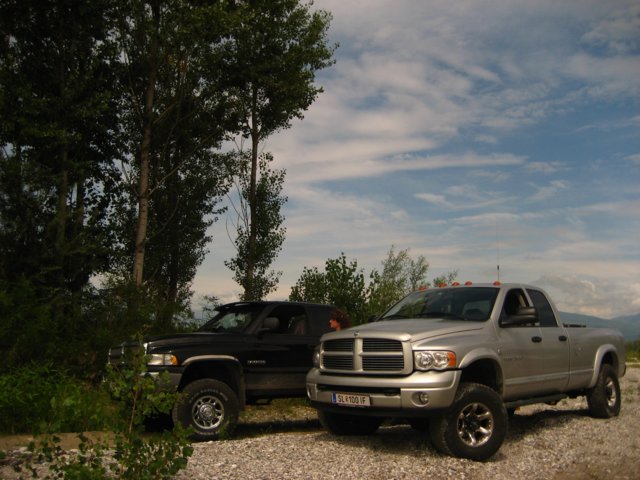picture002.jpg
