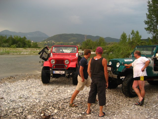 picture005.jpg