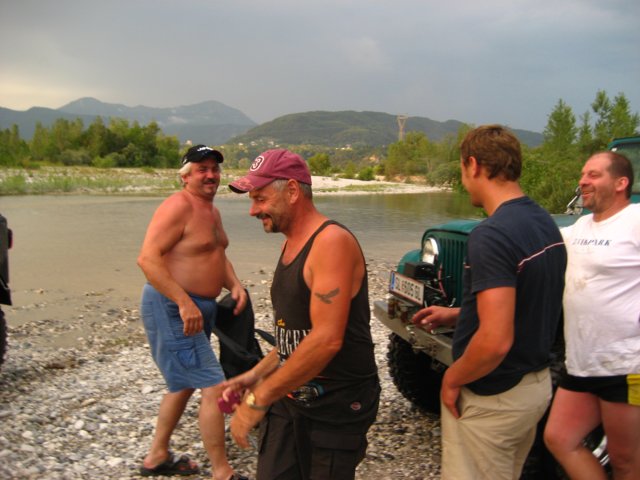 picture007.jpg